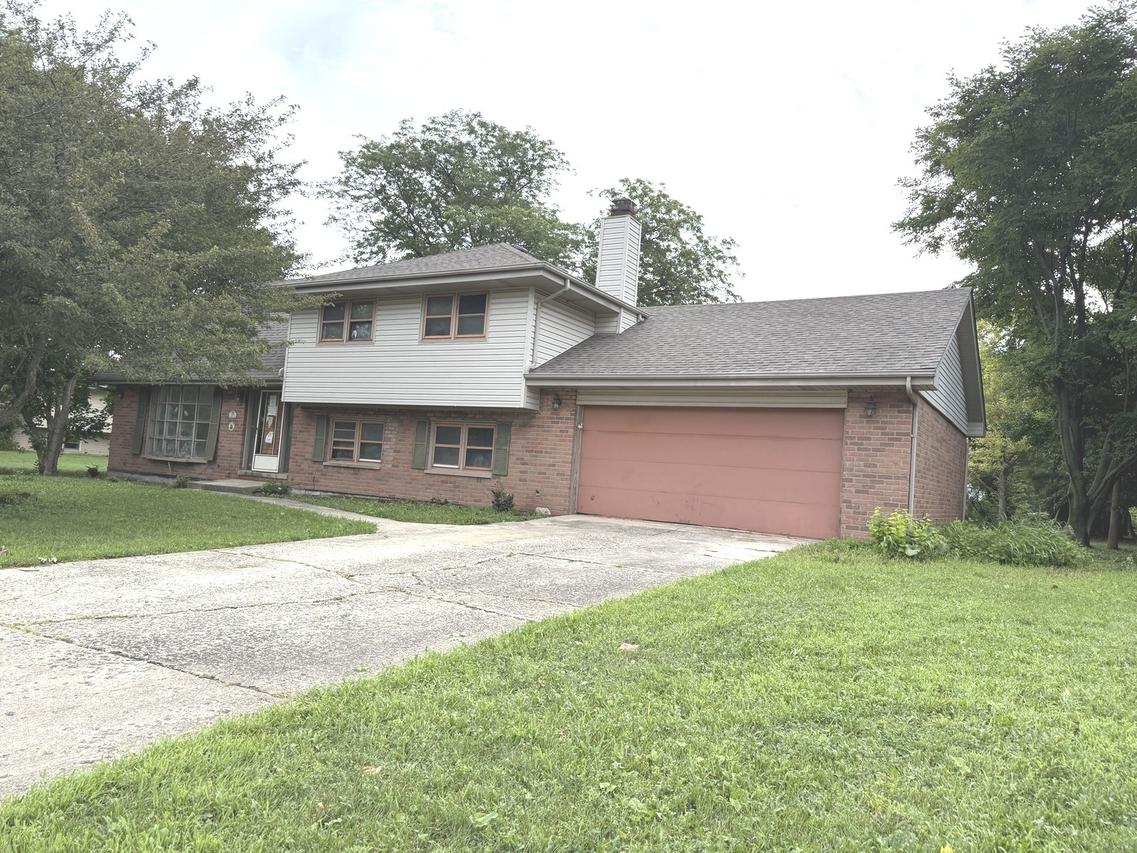 1930 Heather Ln., Joliet, IL 60431