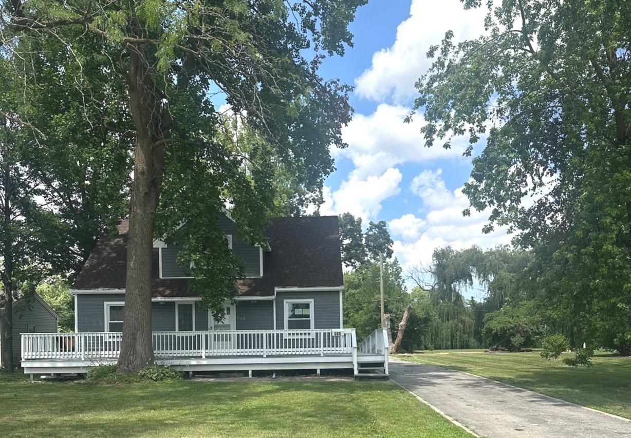 568 Riverview Dr., South Holland, IL 60473