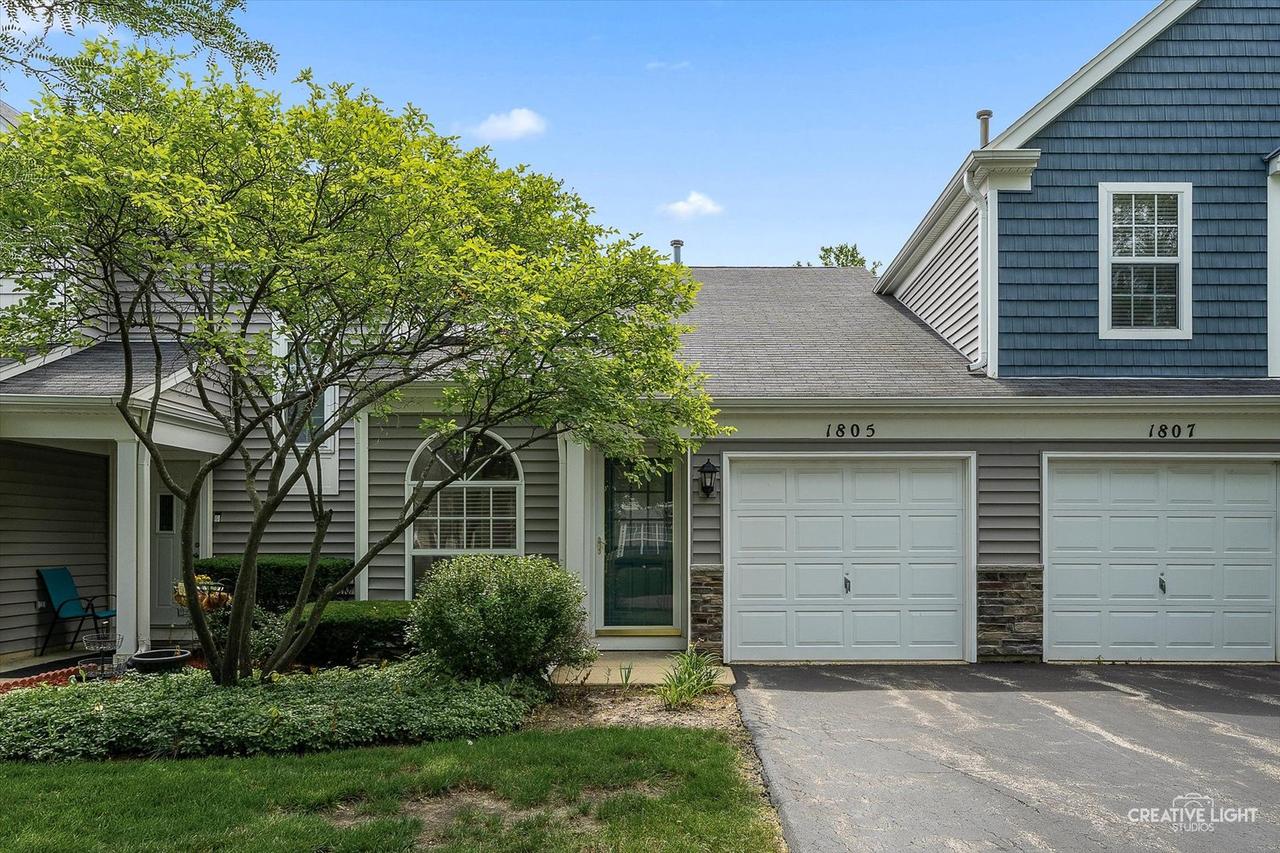 1805 Pebble Beach Cir., Elgin, IL 60123
