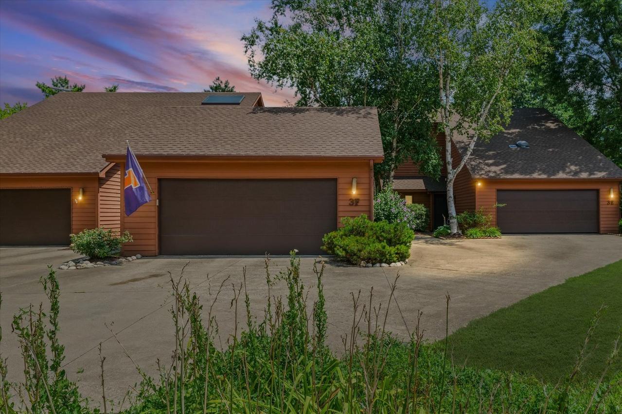 3 Lyndhurst Village Ct. #F, Savoy, IL 61874