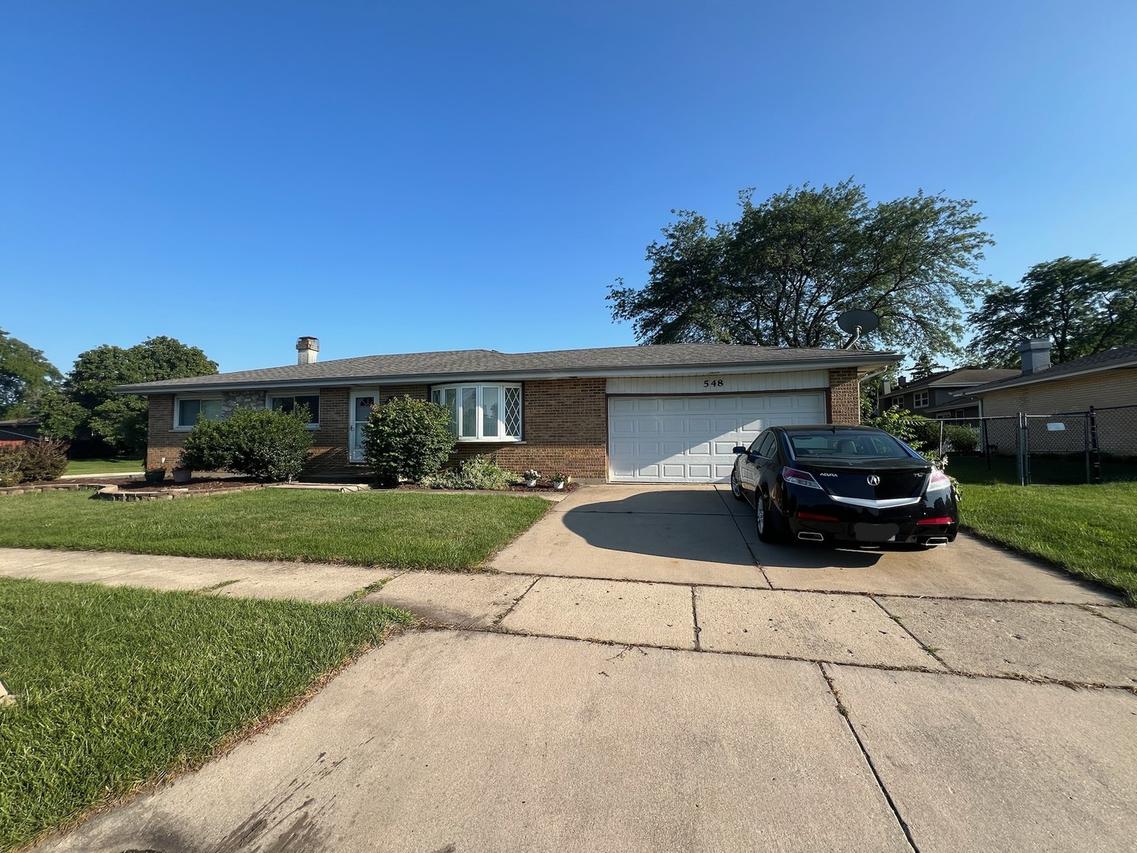 548 Delaware Tr., Carol Stream, IL 60188