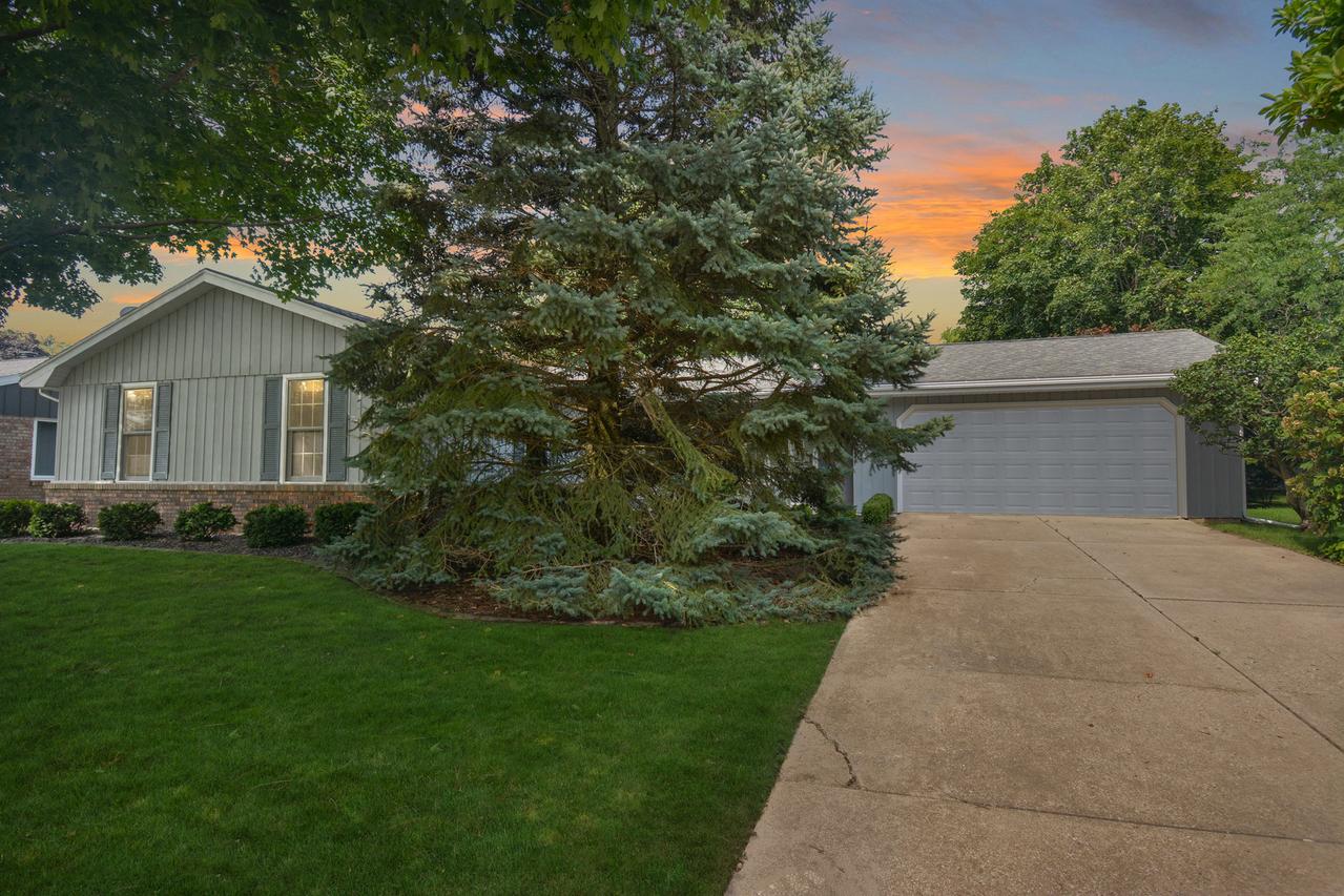 119 Hammitt Dr., Normal, IL 61761