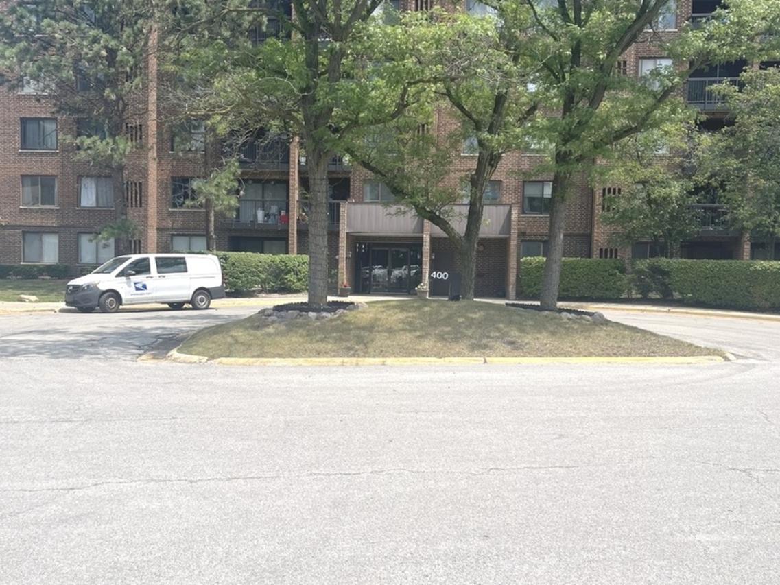 400 Park Ave. #100, Calumet City, IL 60409