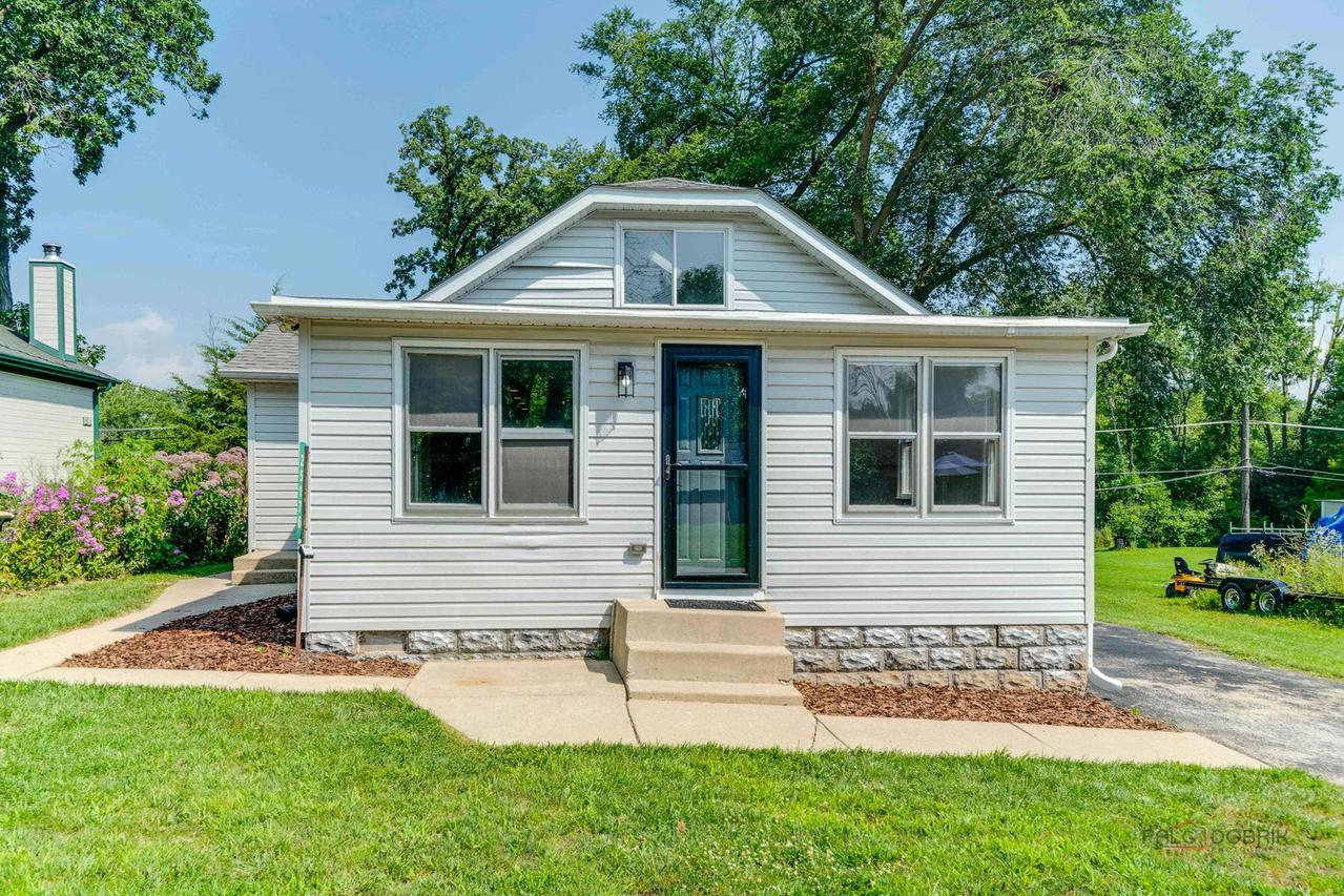 25176 W Linden Ln., Antioch, IL 60002