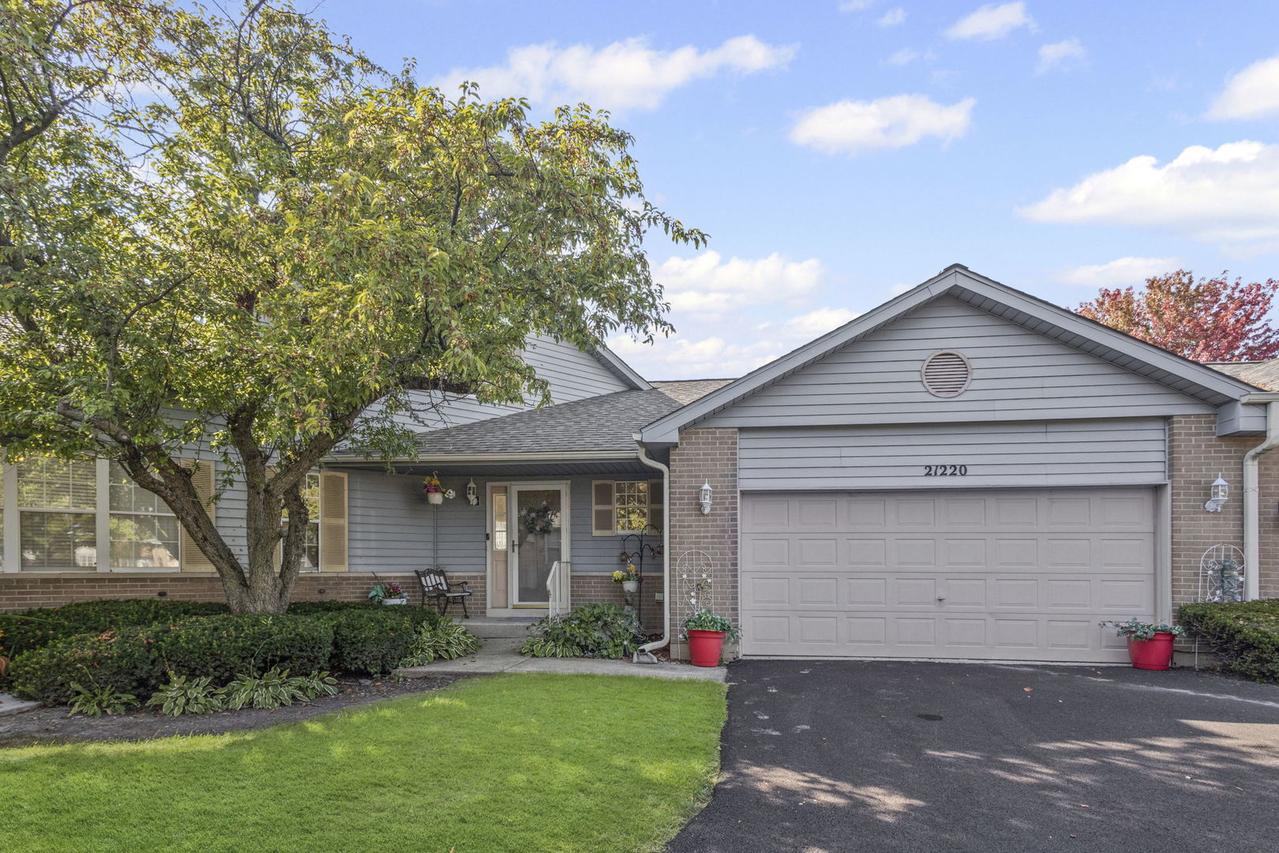 21220 Silktree Cir., Plainfield, IL 60544