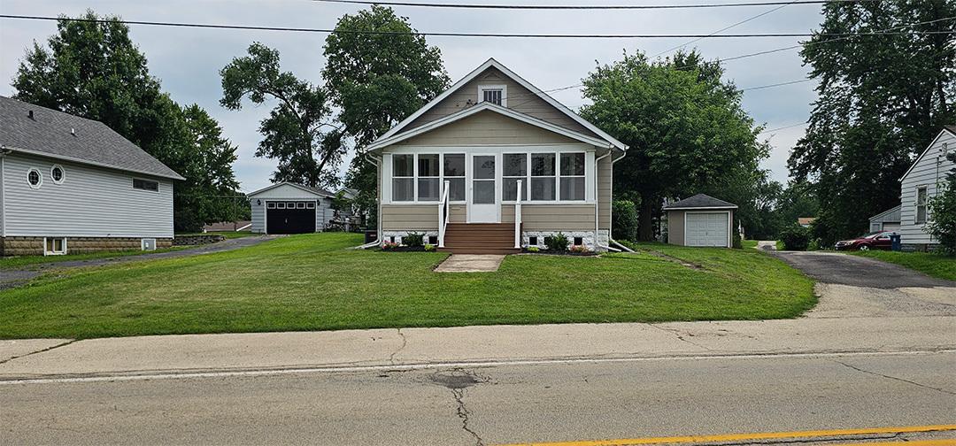 1618 W 4th St., Dixon, IL 61021