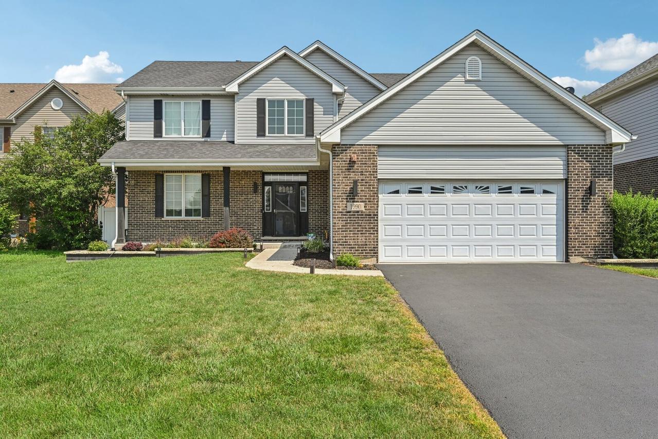 1990 Astor Ln., Addison, IL 60101