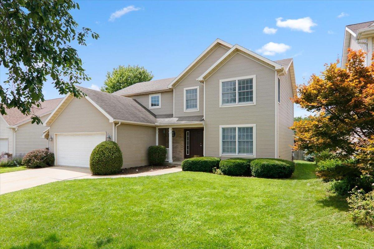 1412 Windham Hill Rd., Bloomington, IL 61704