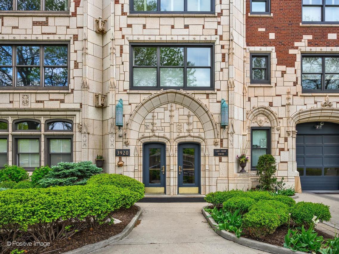 3920 N Lake Shore Dr. #12N, Chicago, IL 60613