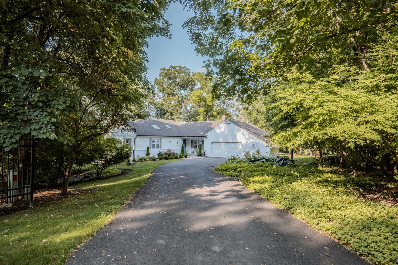4N633 Fenimore Ln., Elburn, IL 60119