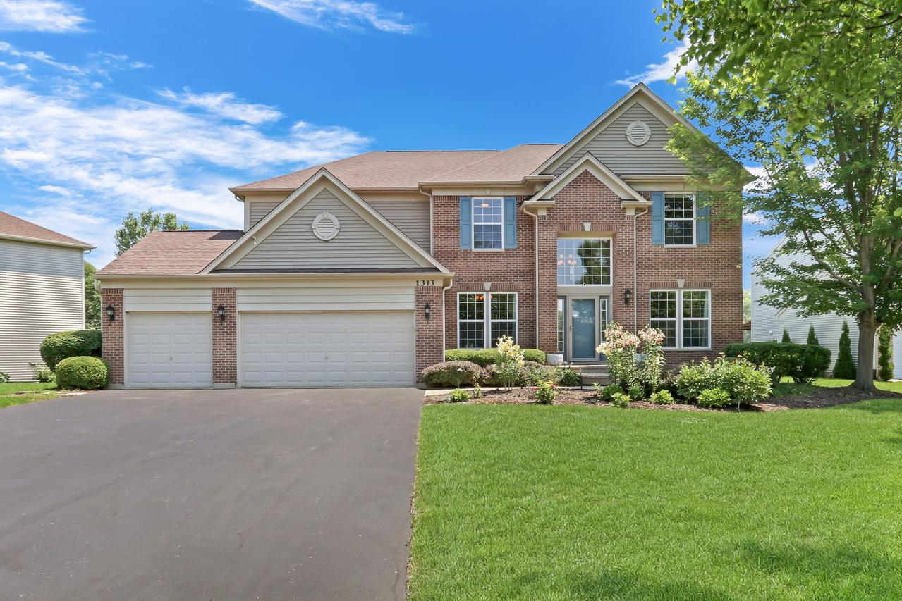 1313 Turnberry Ln., Mundelein, IL 60060