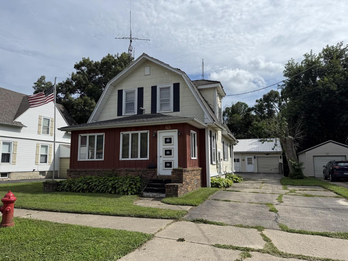 503 E Main St., Morrison, IL 61270