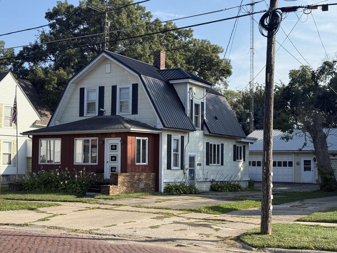 503 E Main St., Morrison, IL 61270