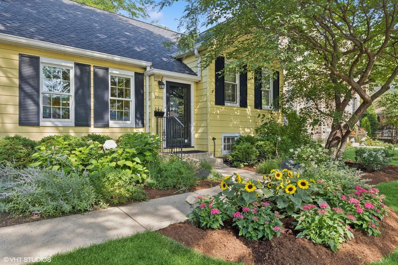 2406 Cowper Ave., Evanston, IL 60201
