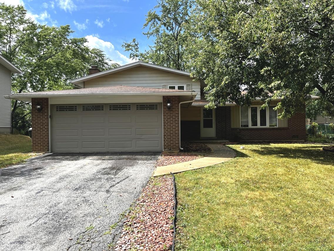 5110 Arquilla Dr., Richton Park, IL 60471