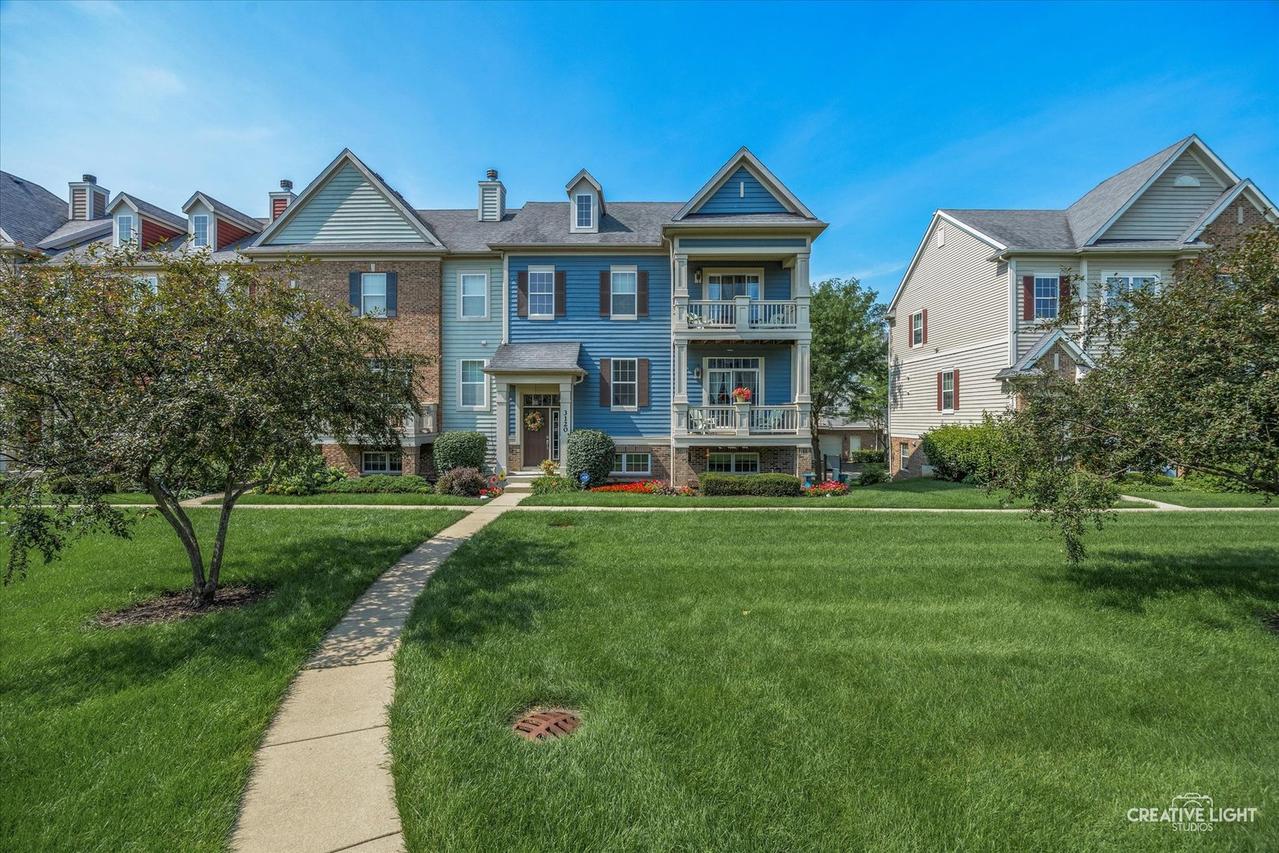 3120 Taunton St., Elgin, IL 60124