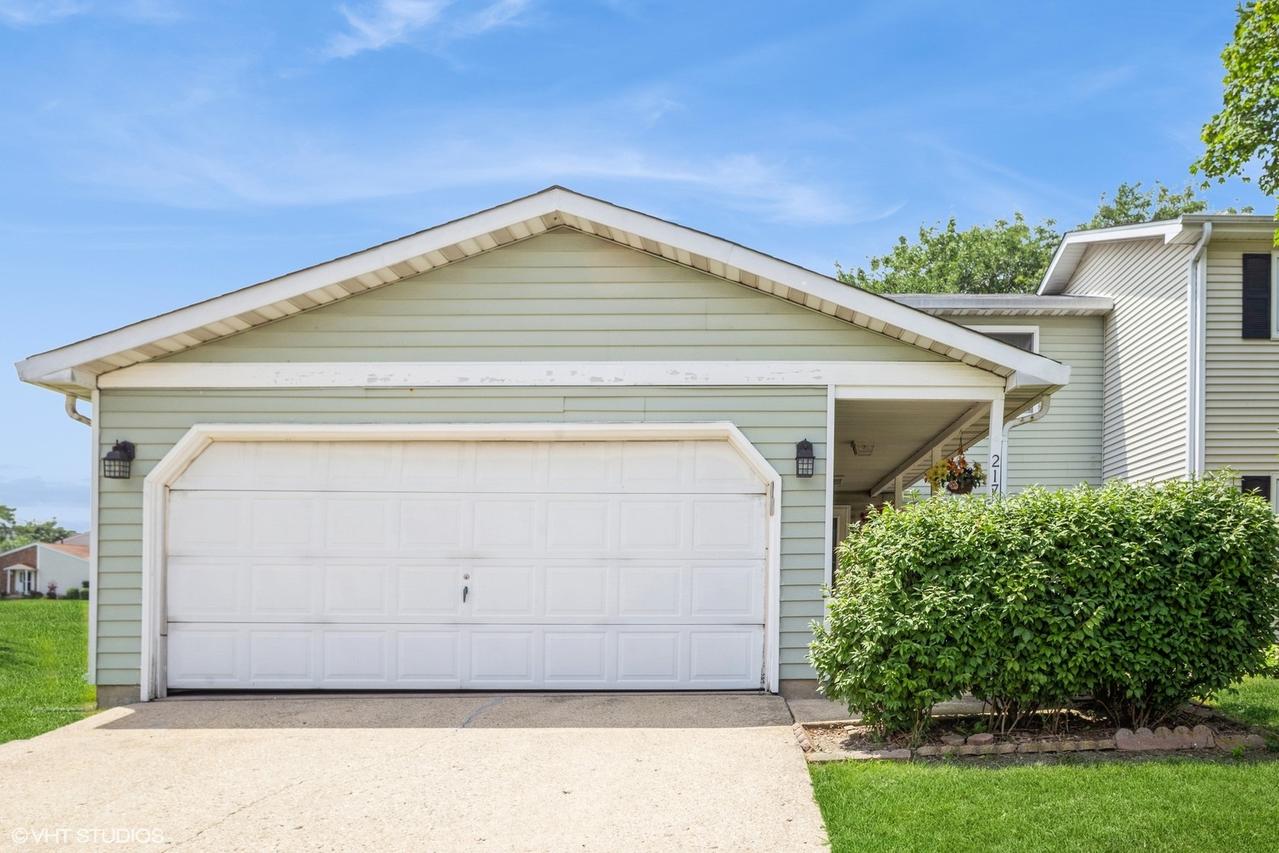 2176 Wyatt Ln., Glendale Heights, IL 60139