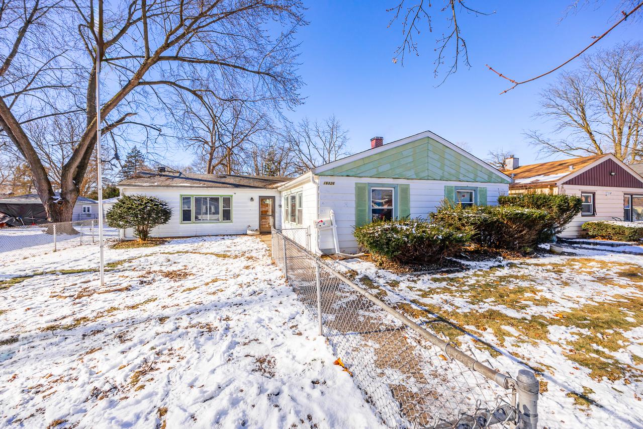 16826 Orchard Ridge Ave., Hazel Crest, IL 60429