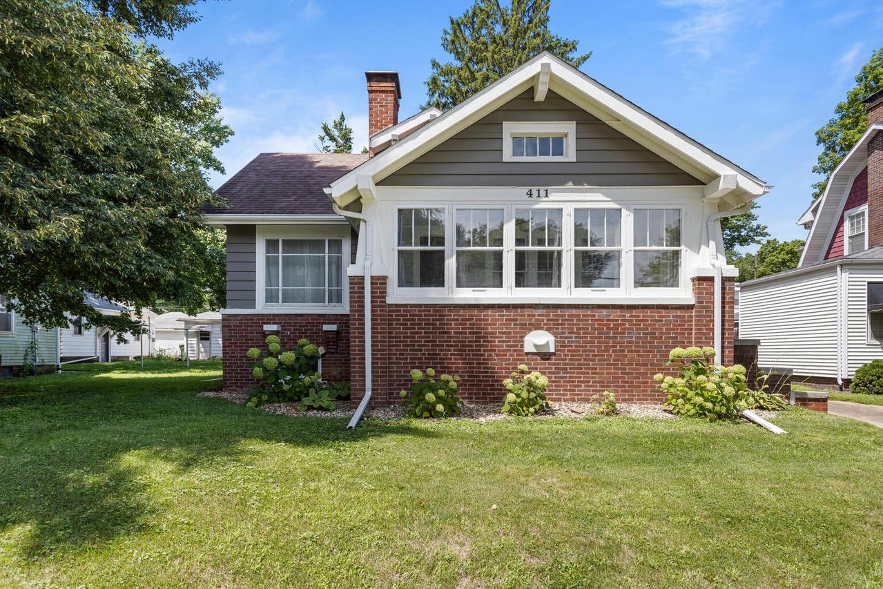 411 S Madison St., Clinton, IL 61727