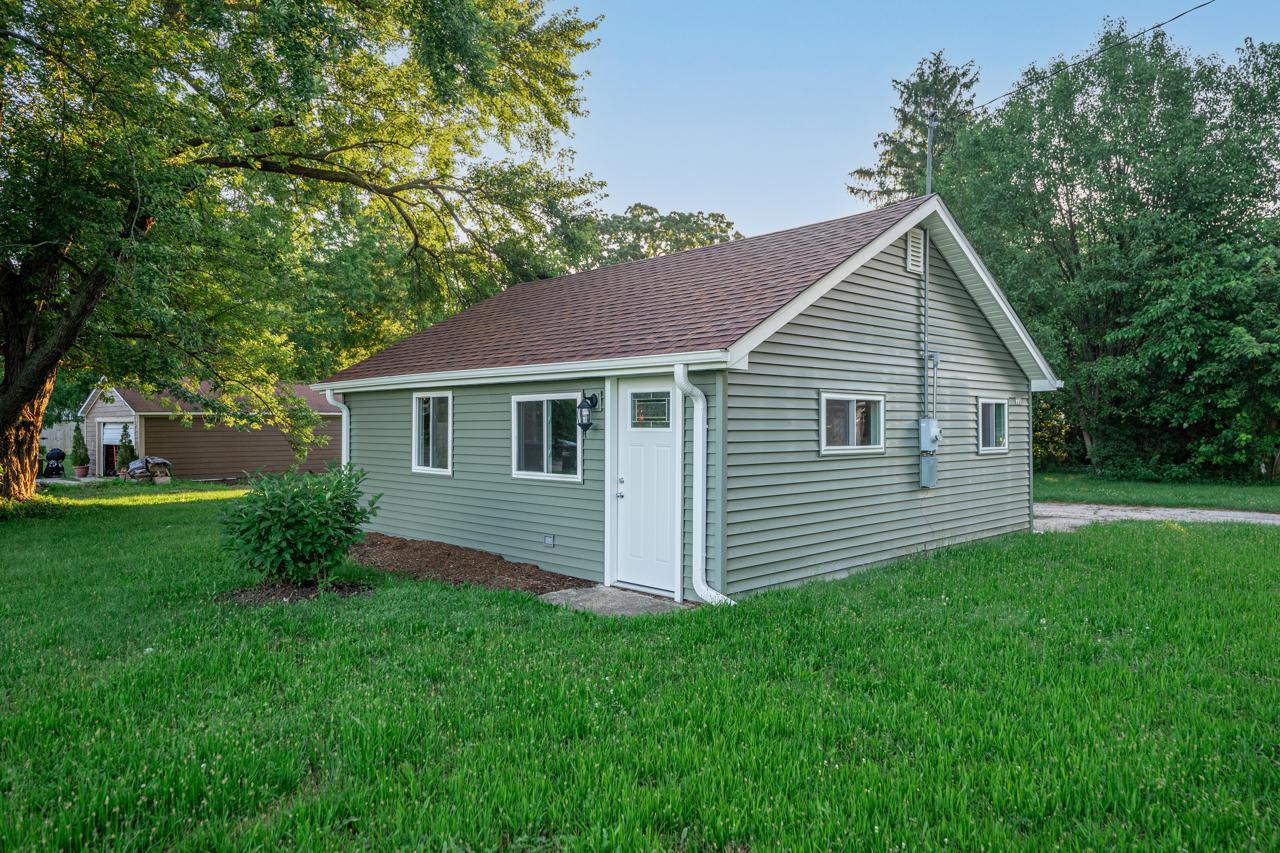 335 W Grove St., Capron, IL 61012