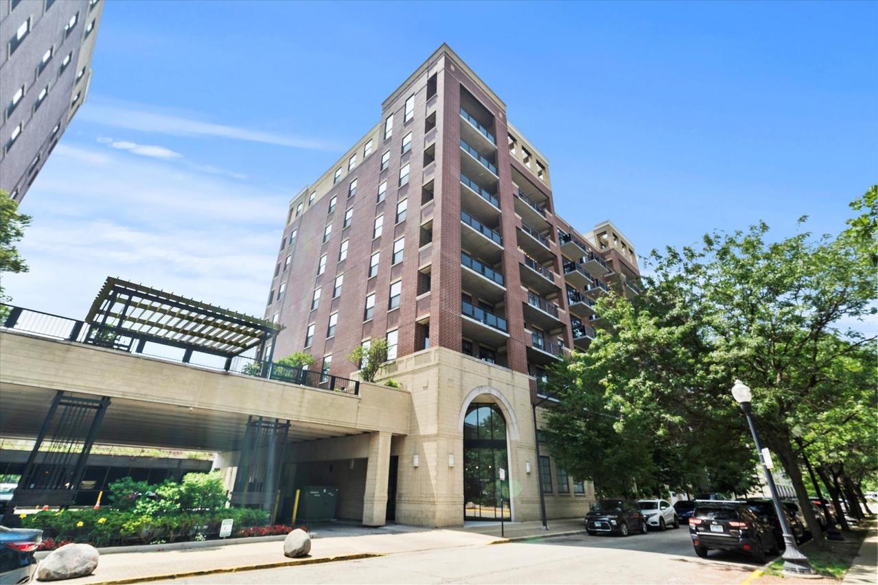 833 W 15th Pl. #514, Chicago, IL 60608