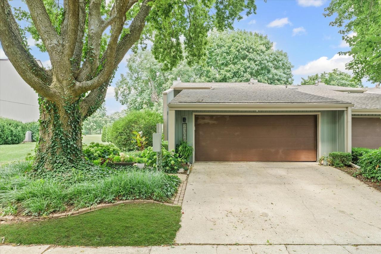 2306 Briar Hill Dr. #2, Champaign, IL 61822