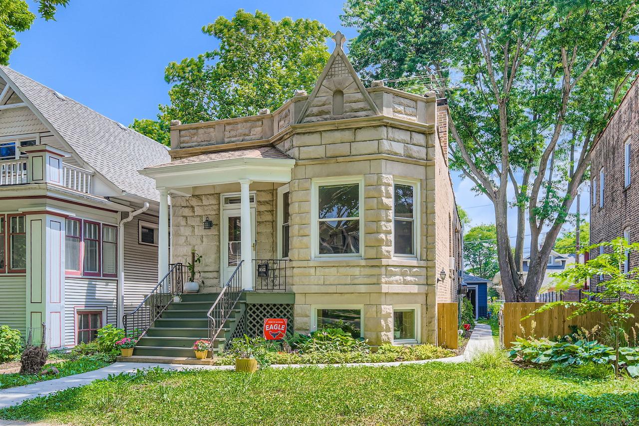 1042 S Scoville Ave., Oak Park, IL 60304