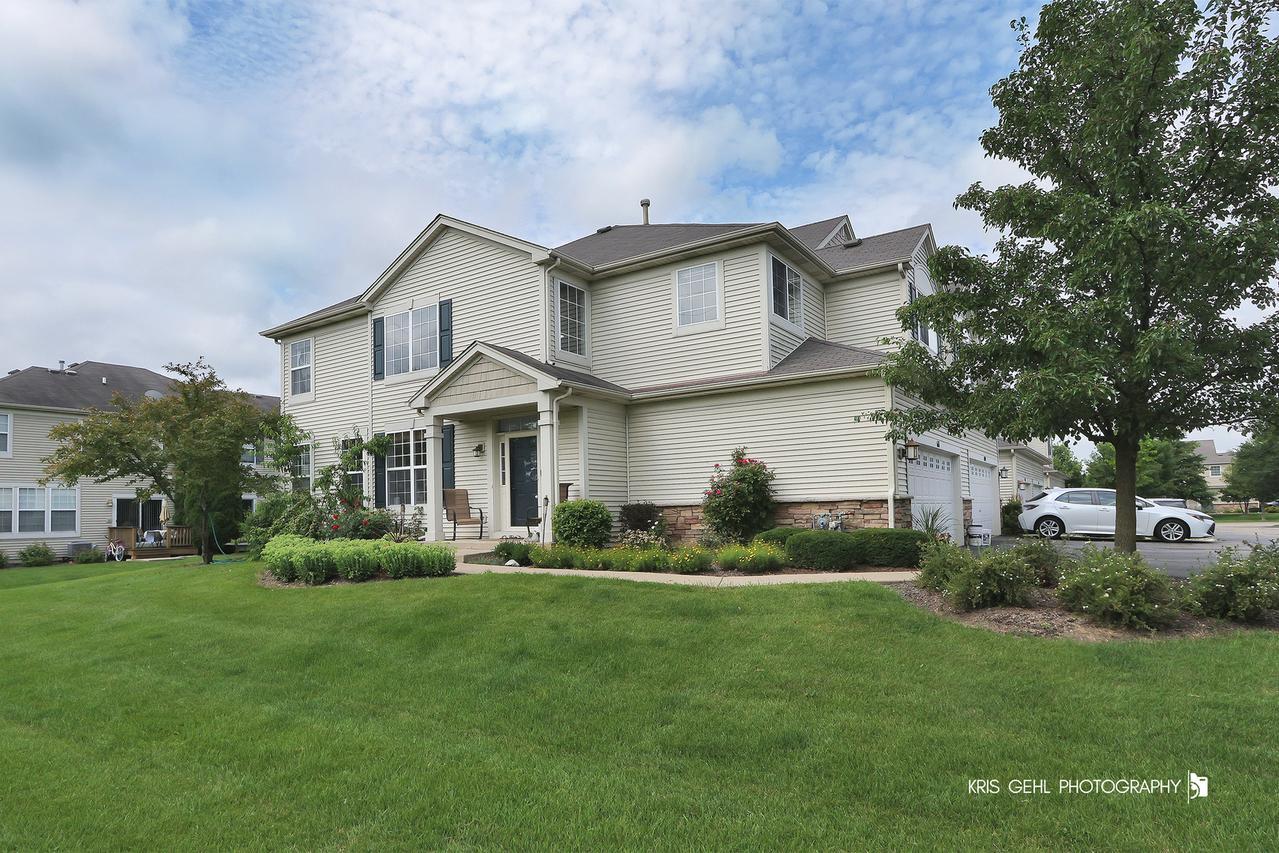 611 S Jade Ln., Round Lake, IL 60073