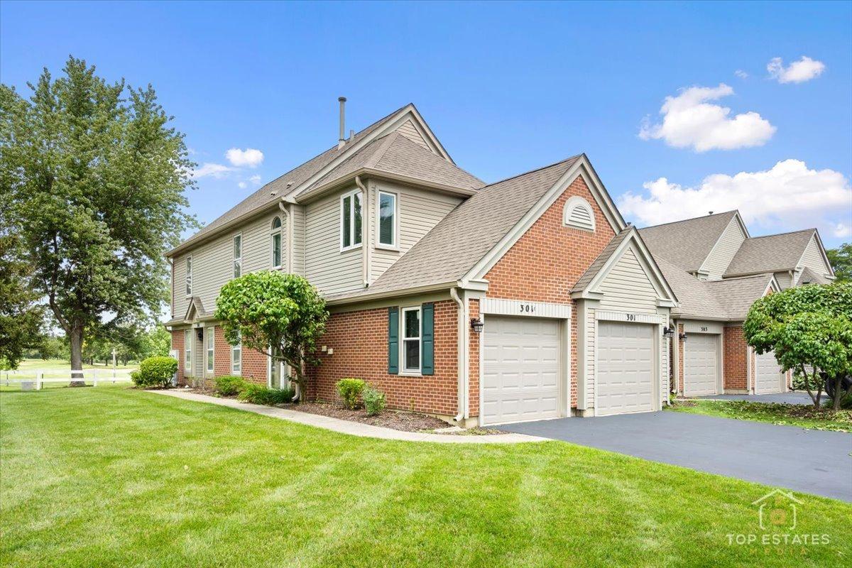 301 University Ln. #A, Elk Grove Village, IL 60007