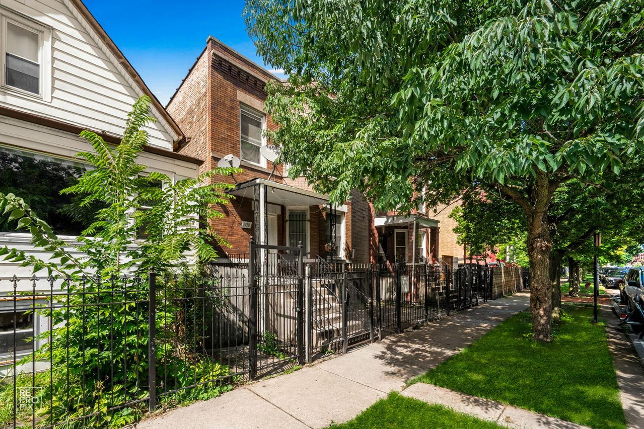 4138 W Potomac Ave., Chicago, IL 60639