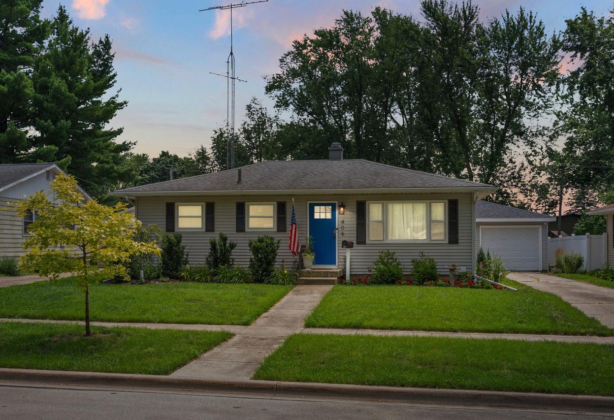 406 Kishwaukee Dr., Sycamore, IL 60178