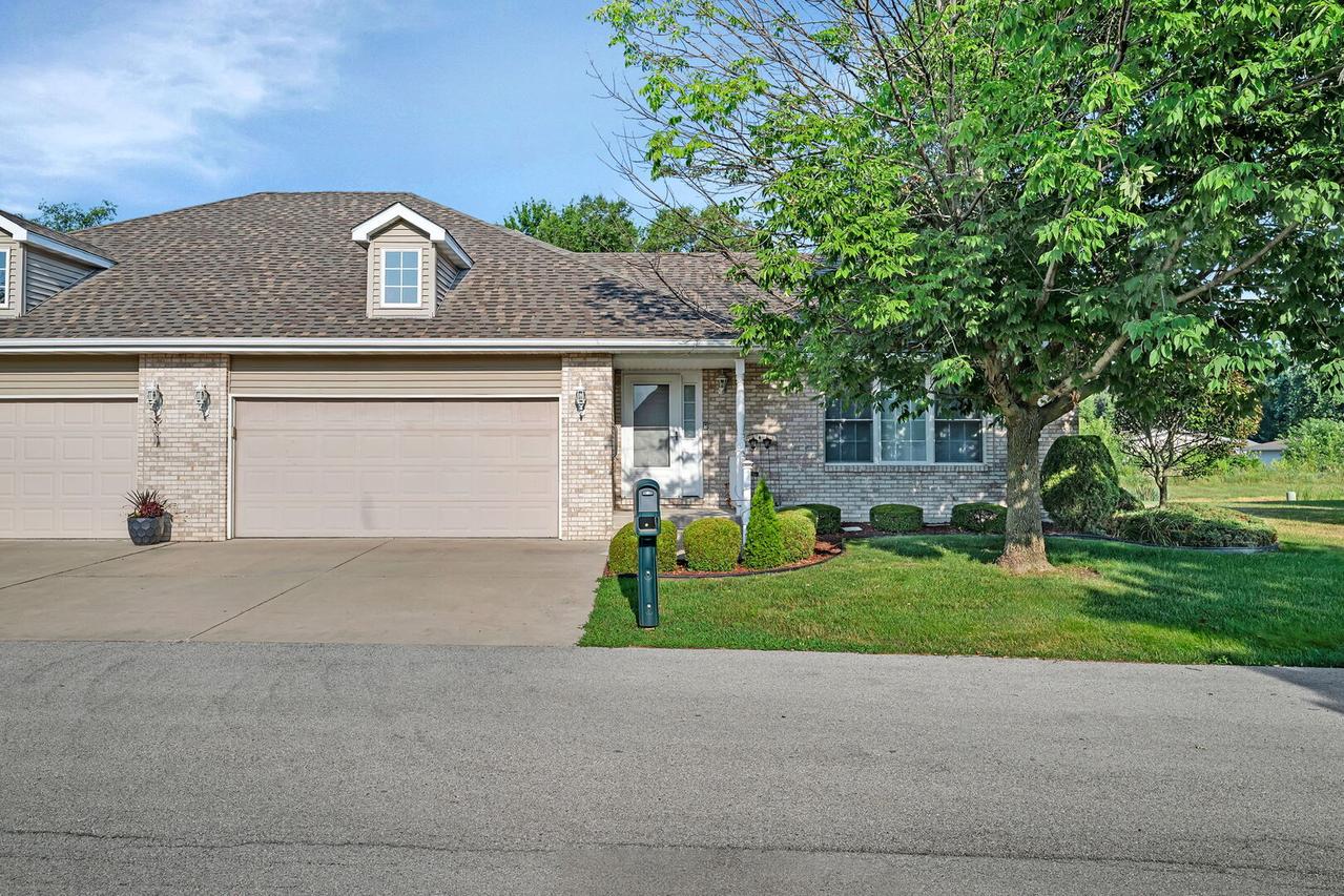 78 Oregon Tr., Coal City, IL 60416