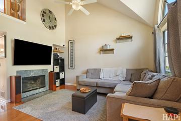 5895 Delaware Ave., Gurnee, IL 60031