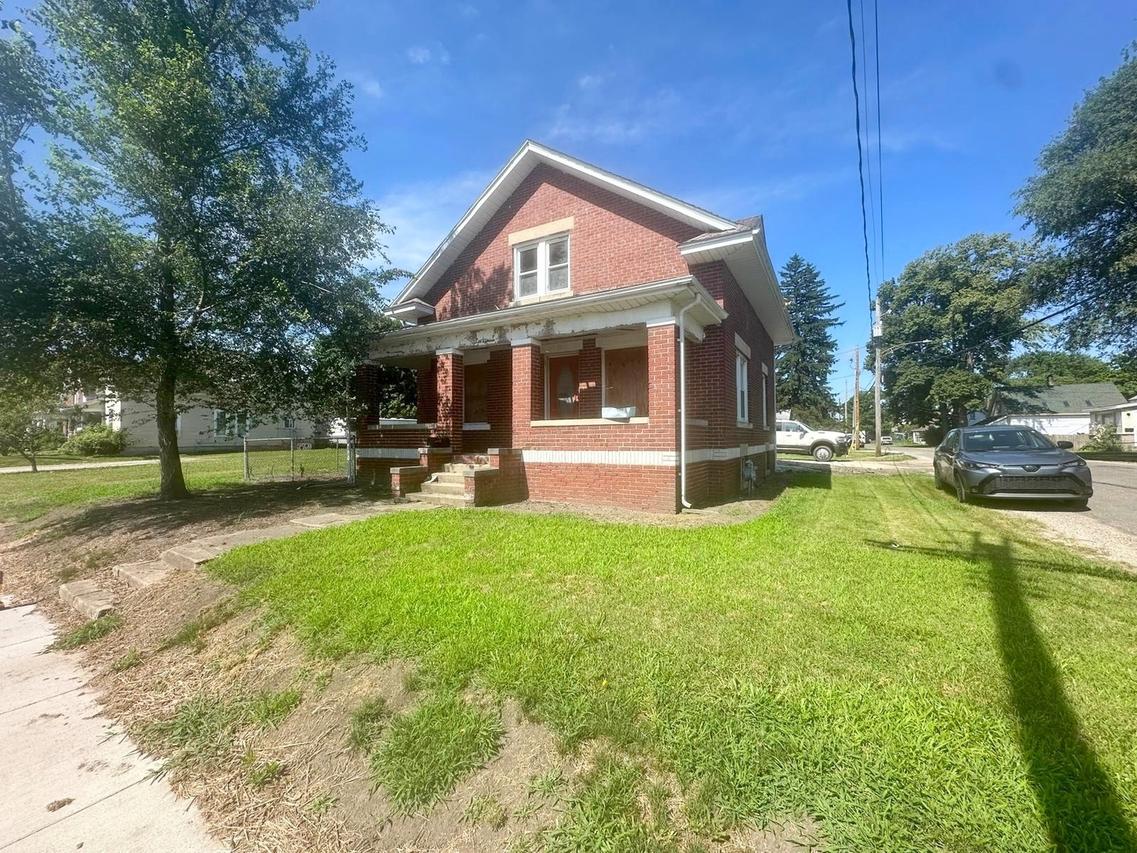 718 N Griffin St., Danville, IL 61834
