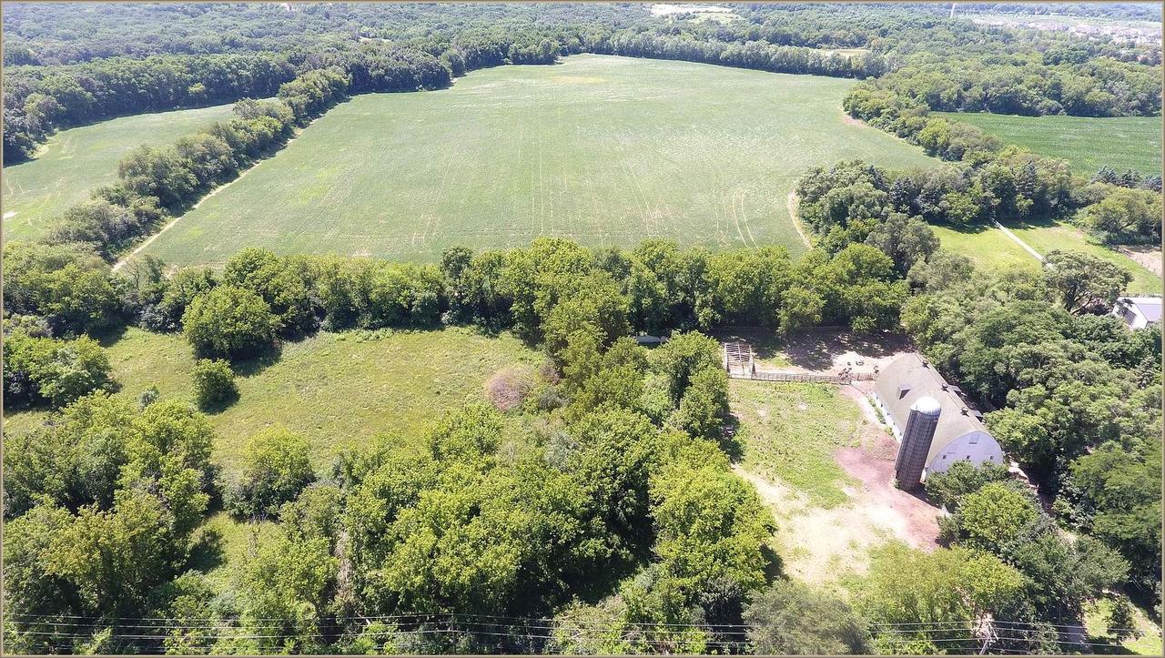 32W683 County Line Rd., Barrington Hills, IL 60010