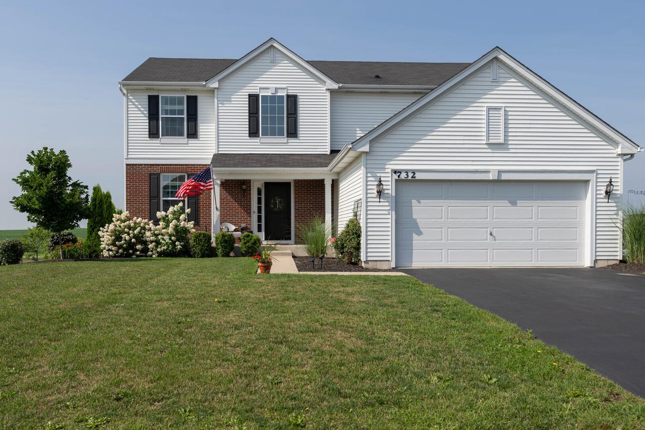 732 Kentshire Dr., Yorkville, IL 60560