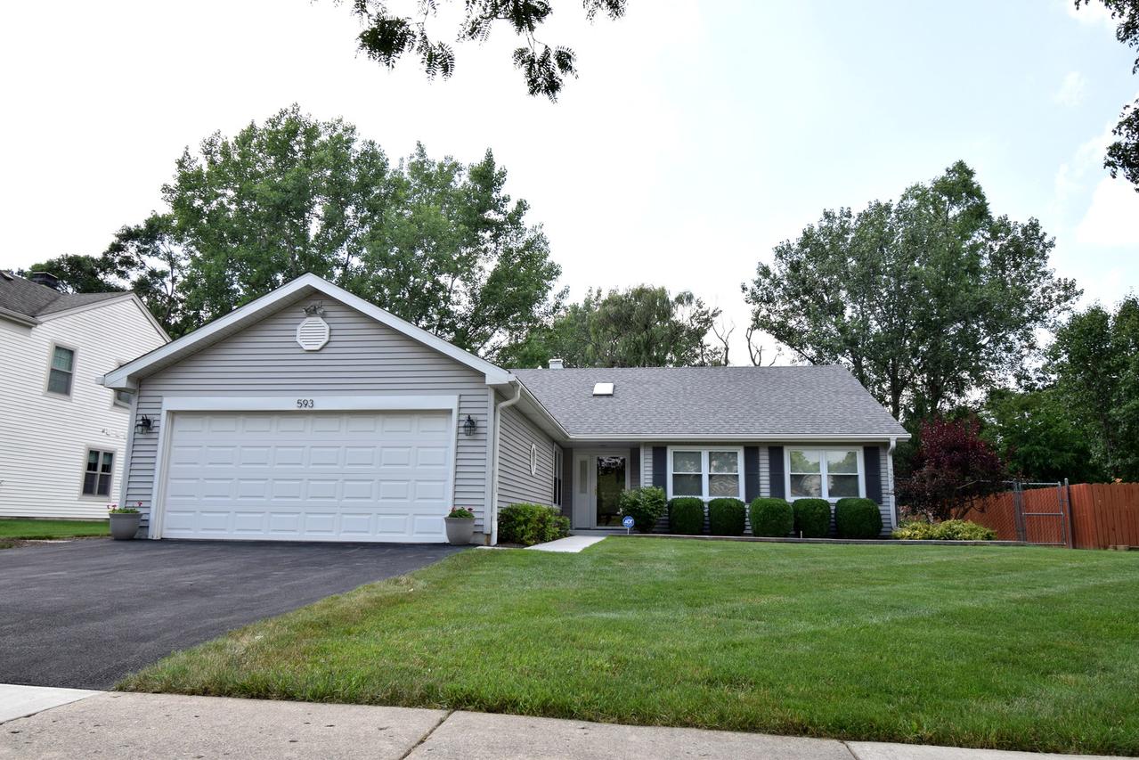 593 Cortland Dr., Lake Zurich, IL 60047