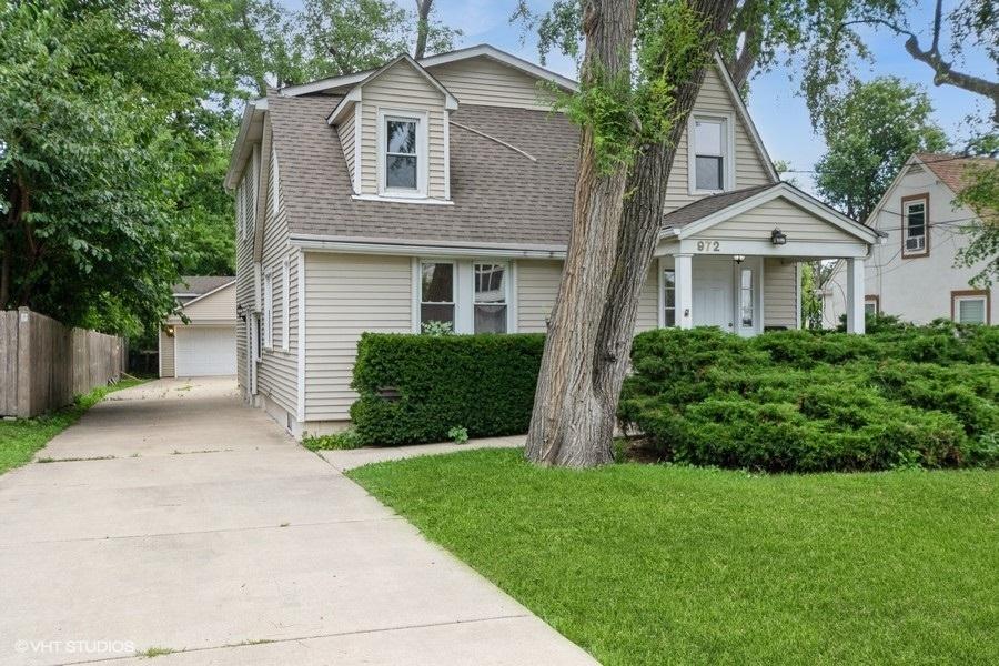 972 Howard Ave., Des Plaines, IL 60018
