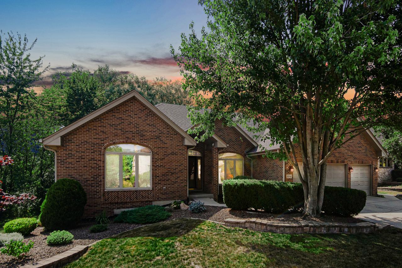 18242 Breckenridge Blvd., Orland Park, IL 60467
