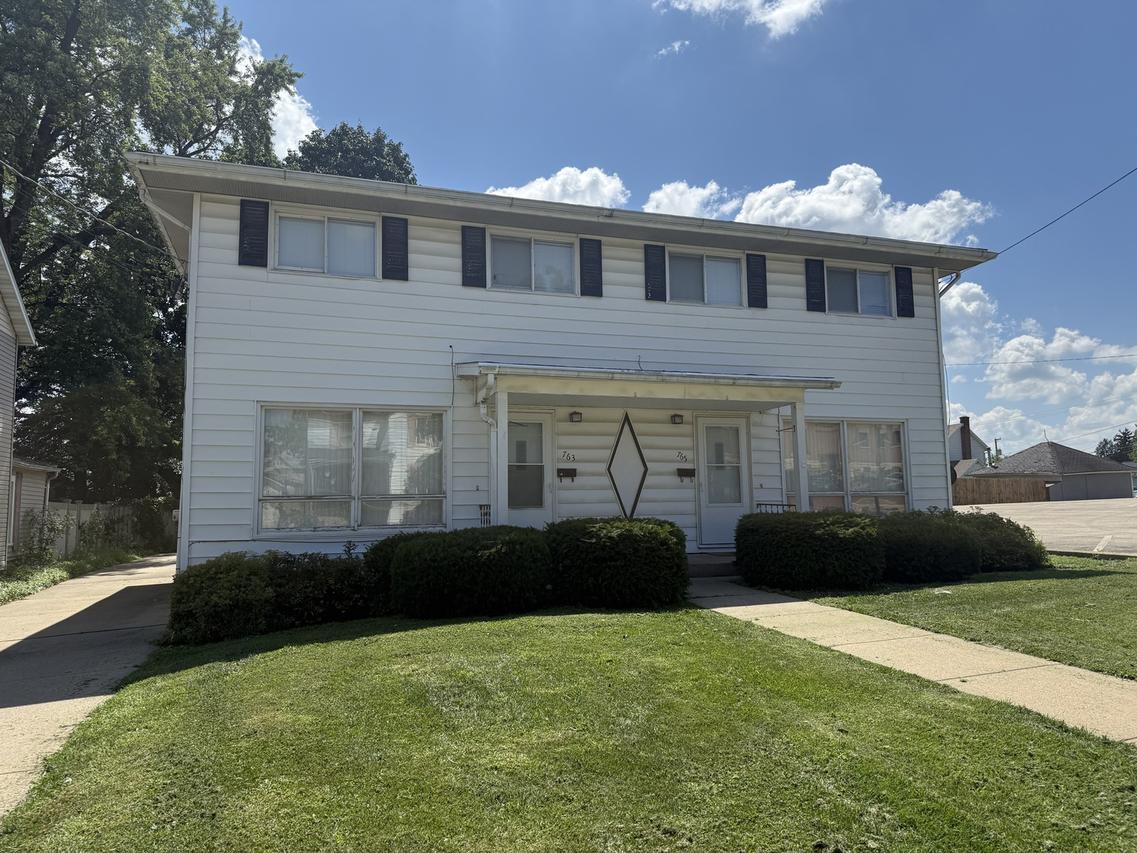 763-765 W Pleasant St., Freeport, IL 61032