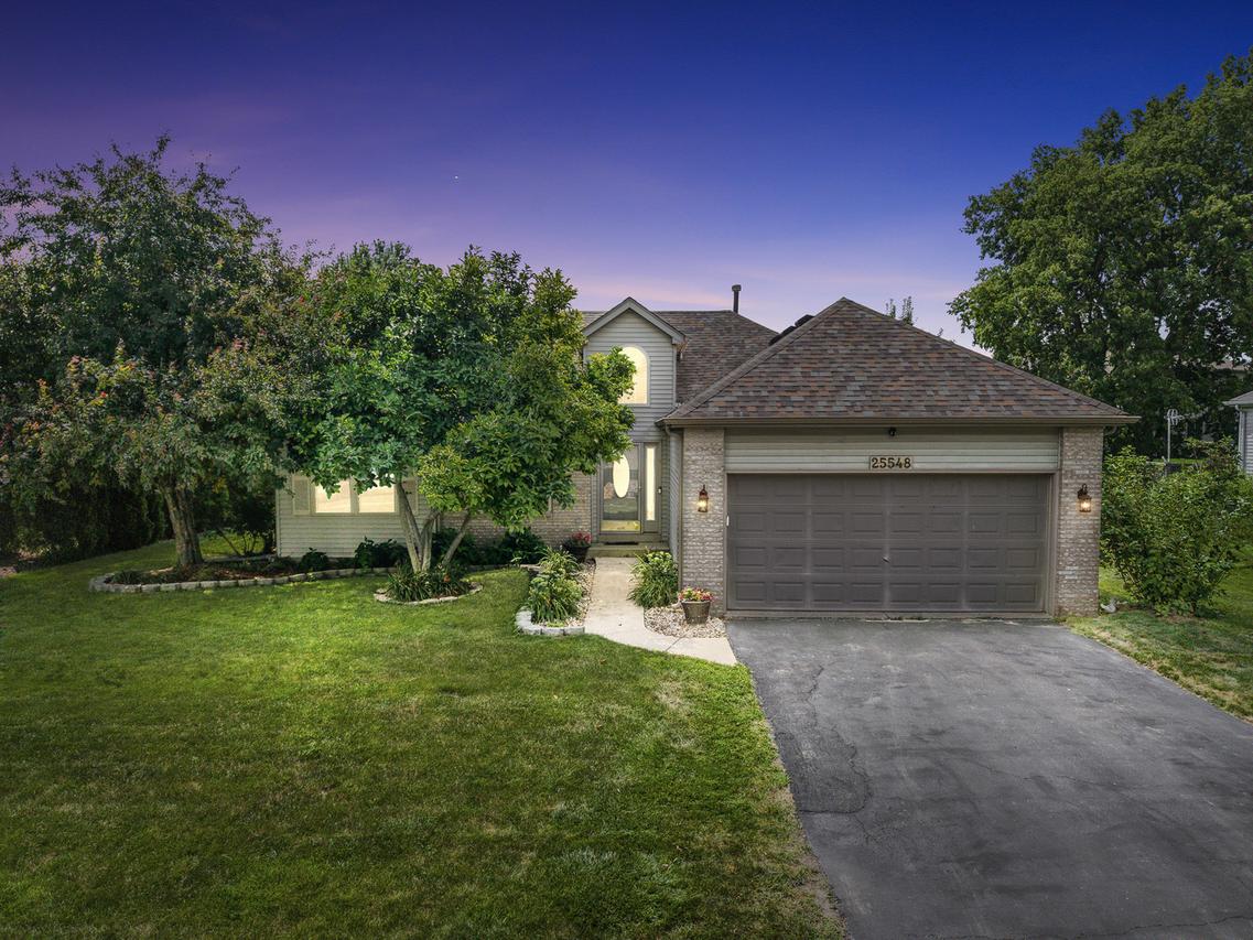 25548 W Gateway Cir., Plainfield, IL 60585