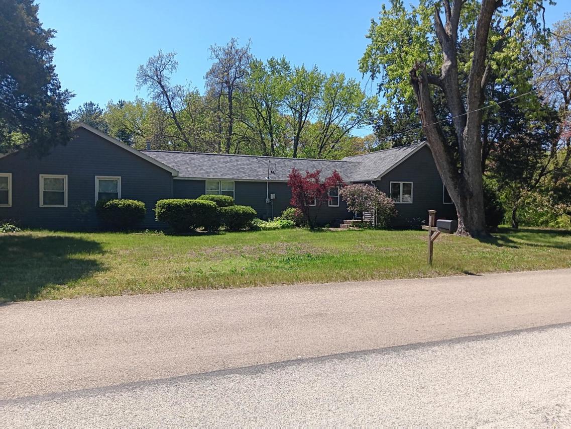 128 North St., Essex, IL 60935