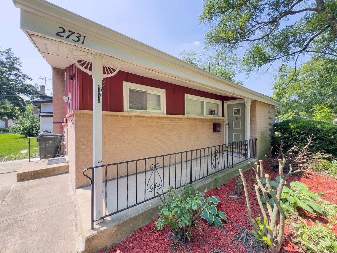 2731 Virginia Ln., Glenview, IL 60025