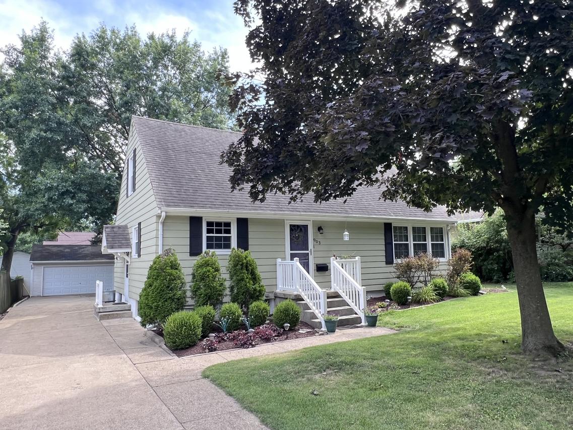 903 W Clark St., Champaign, IL 61821