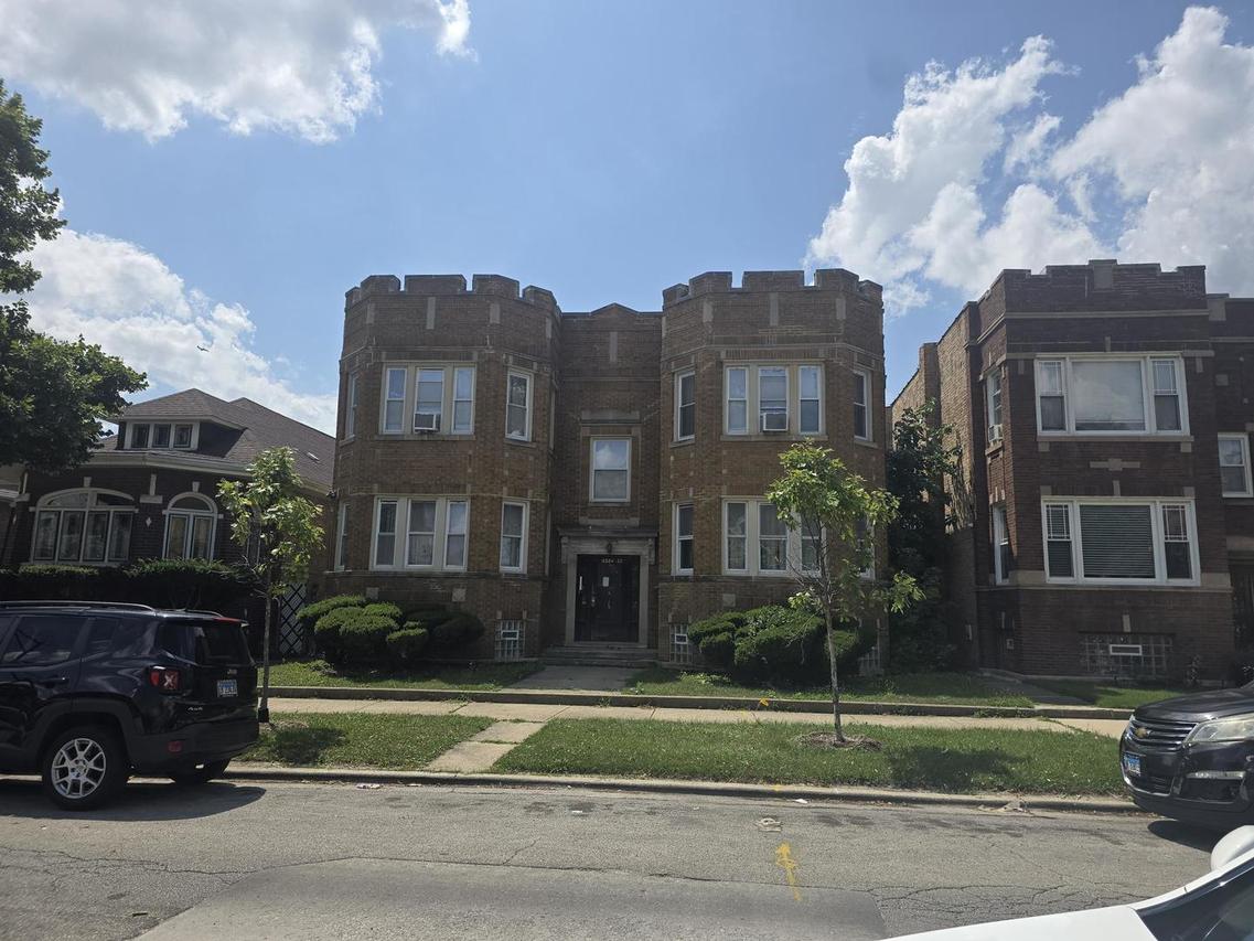 [Address Hidden by Seller], Chicago, IL 60620