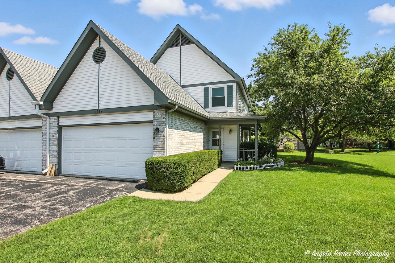 1512 Fernwood Ct., Gurnee, IL 60031