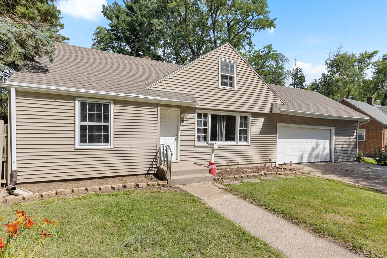 1510 E Gate Pkwy., Rockford, IL 61108