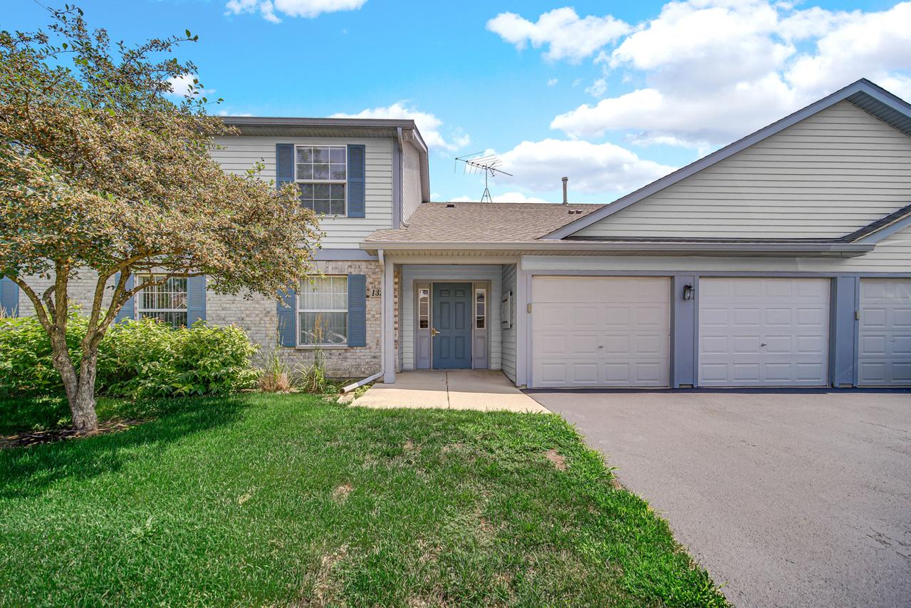 1324 N Red Oak Cir. #3, Round Lake Beach, IL 60073