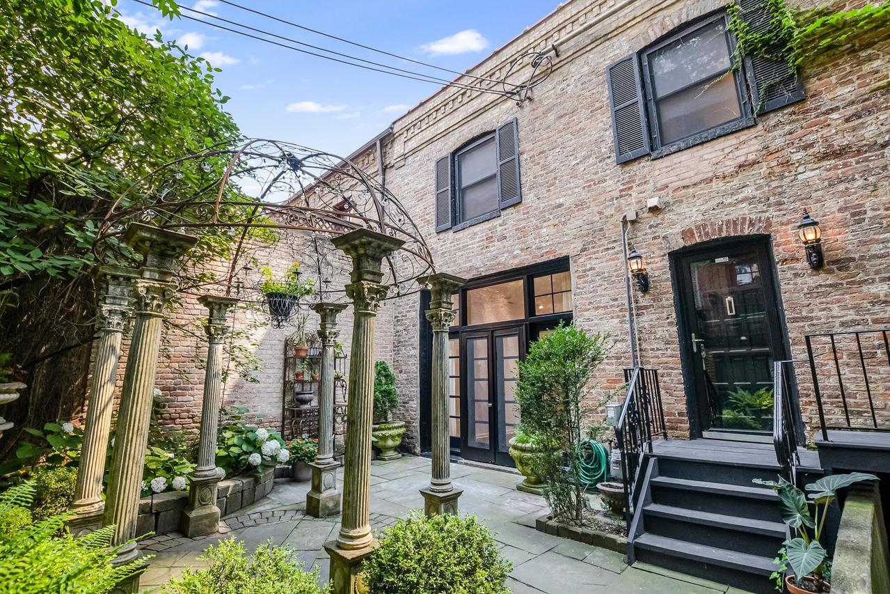 1235 N Dearborn St. #CH, Chicago, IL 60610