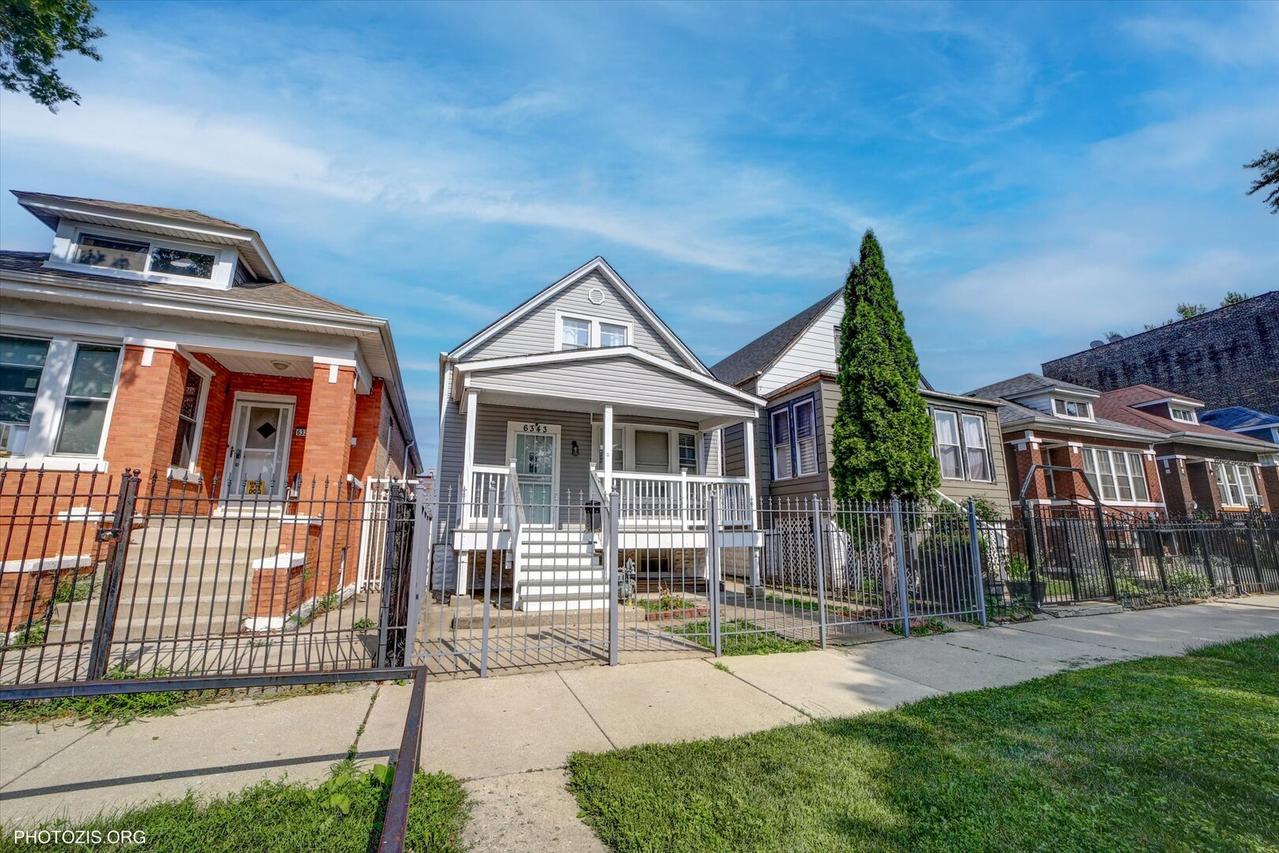 6343 S Troy St., Chicago, IL 60629